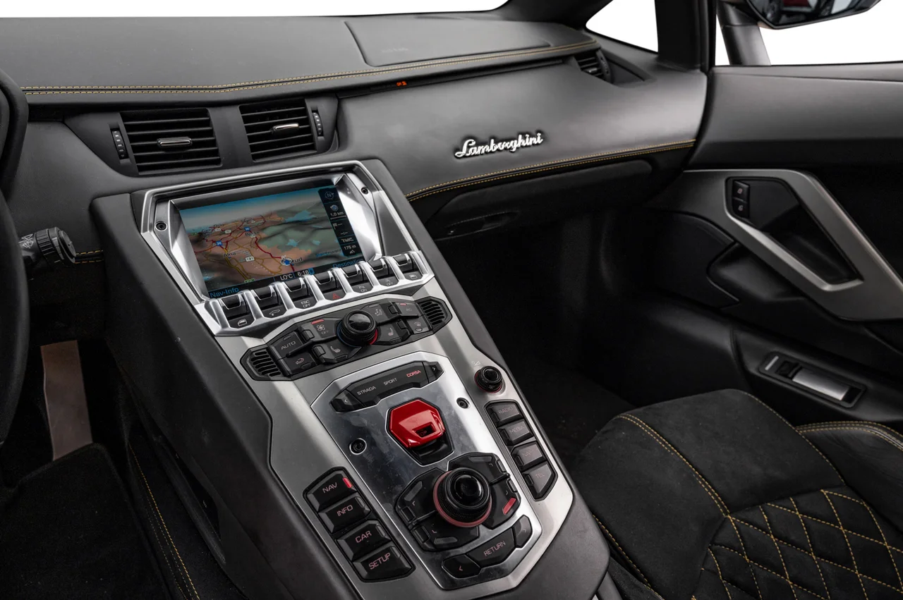 Lamborghini Aventador – bilde 6